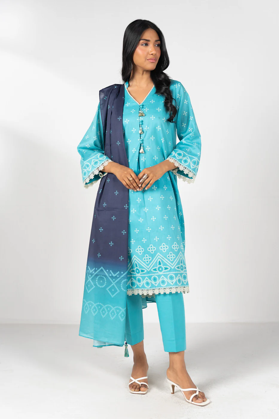 alkaram studio 3 piece printed lawn – spring/summer collection | 30% off alkaram studio 3 piece printed lawn – spring/summer collection | 30% off